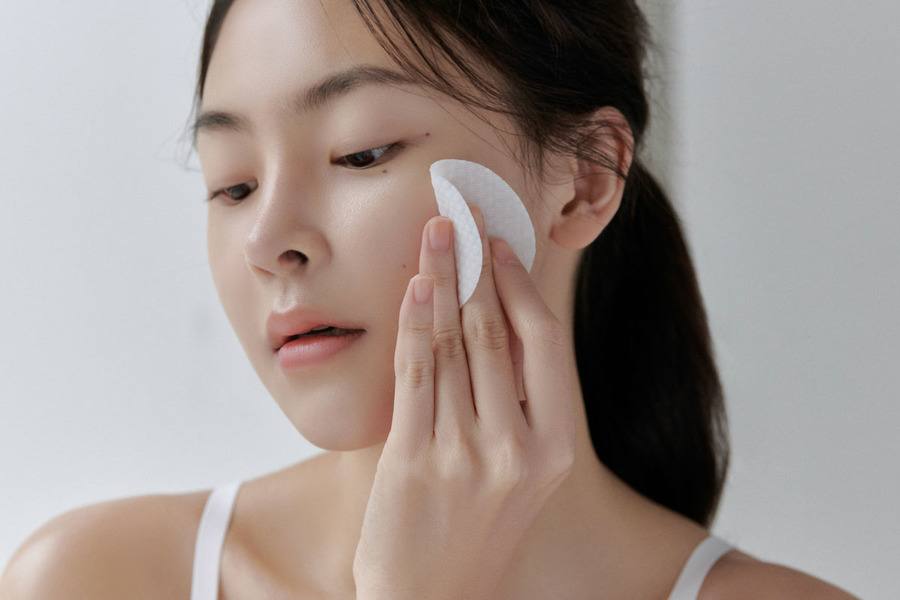 CELIMAX | Ji Woo Gae Heartleaf BHA Peeling Pad - 60pcs
