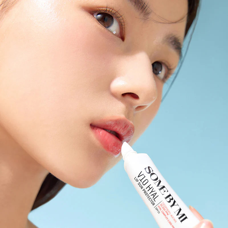 SOME BYMI | V10 HYAL Lip Sunprotection SPF15 7ml (Balsamo Labbra con fattore di protezione solare)